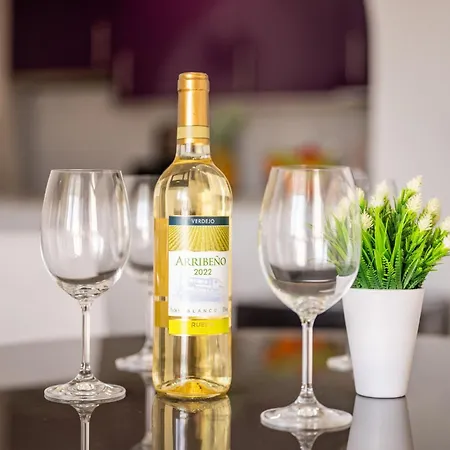 La Sun شقة تورّيفيِخا